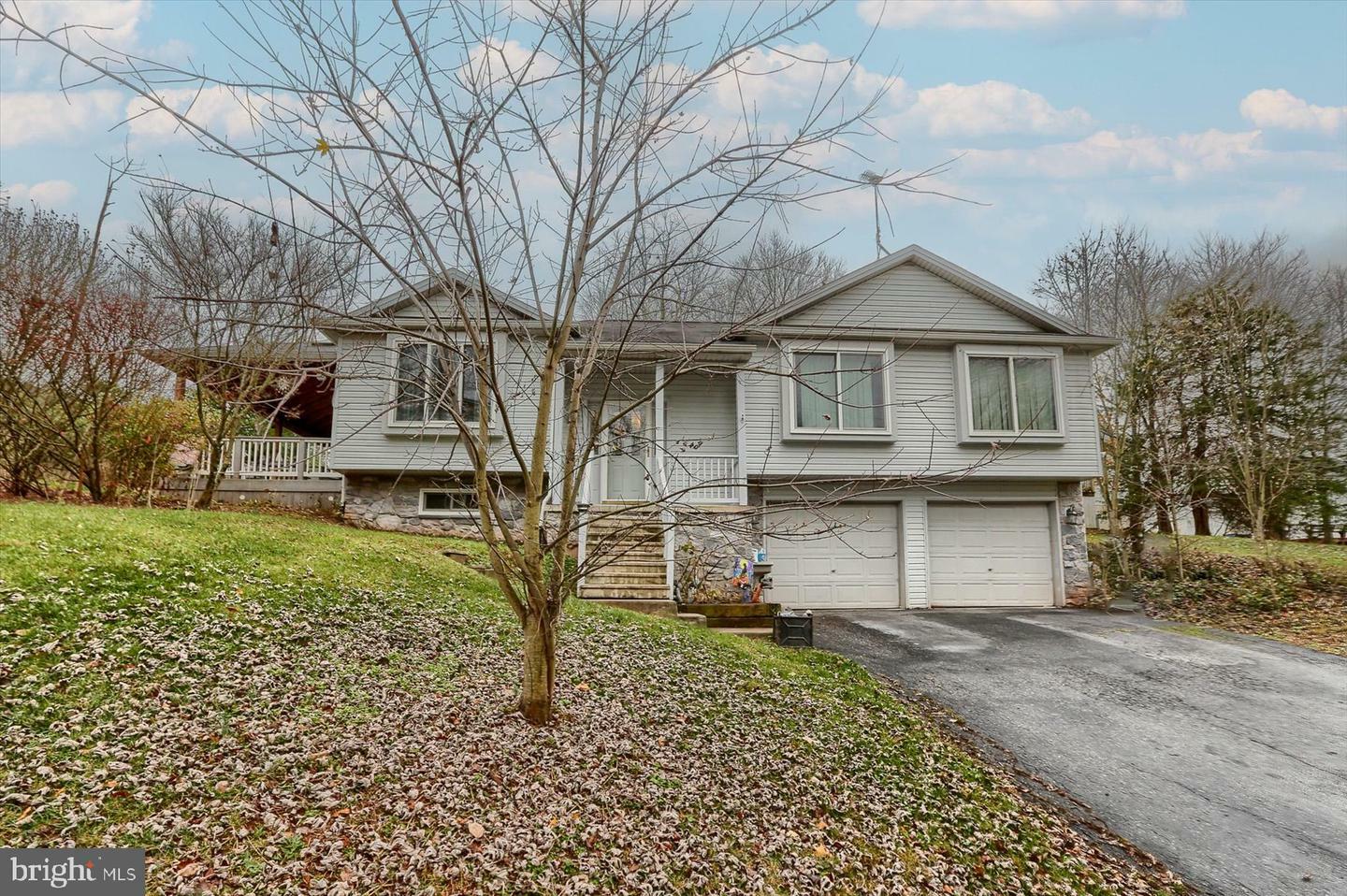 Property Photo: 240 Eden Road PA 17319