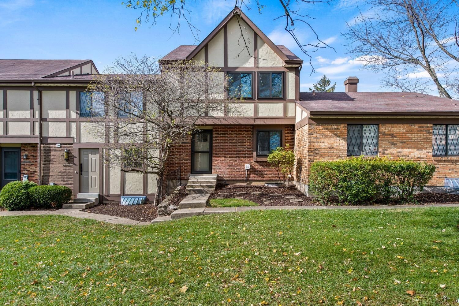 Property Photo:  7594 Weatherly Ct  OH 45069 