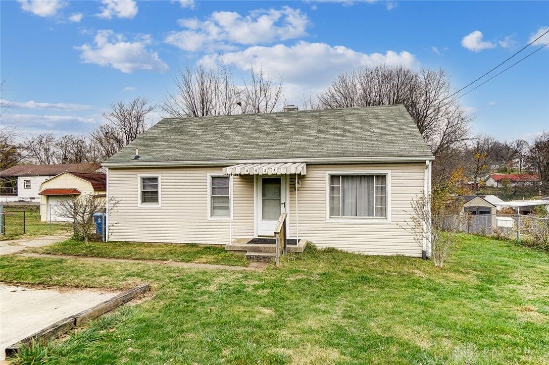 Property Photo: 4537 Oakdell Avenue OH 45432