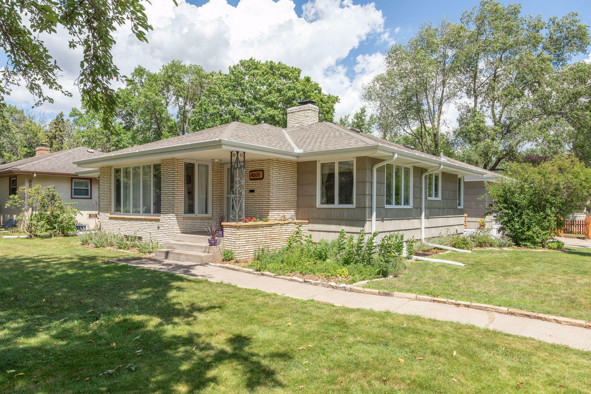 Property Photo:  4600 Ewing Avenue N  MN 55422 