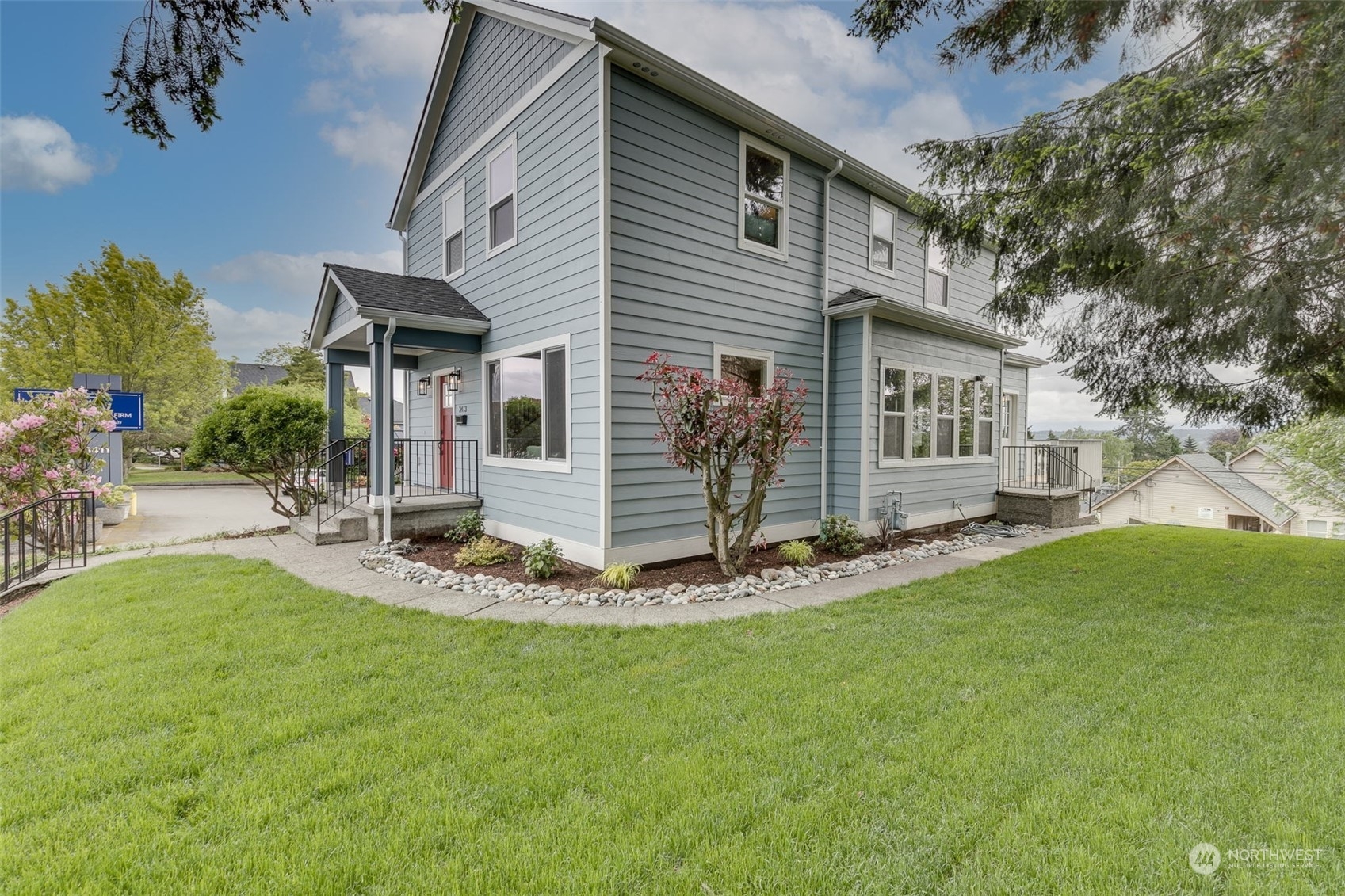 Property Photo: 3413 Colby Avenue WA 98201