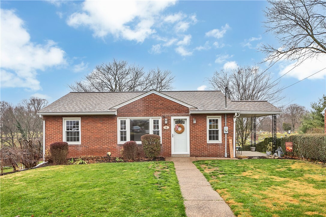 Property Photo: 6 Longvue Cir PA 15003