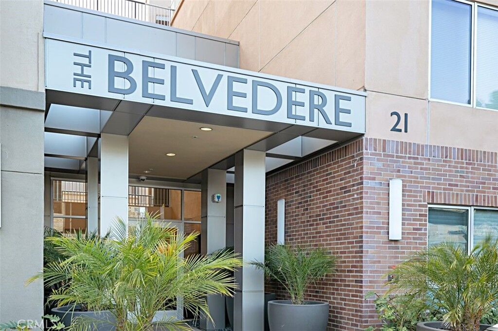 Property Photo:  21 Gramercy 406  CA 92612 