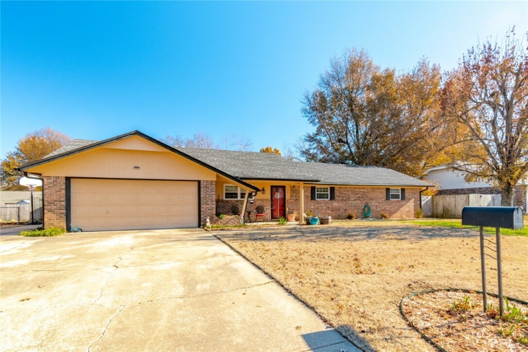 1501 Ridgecrest Street  Springdale AR 72762 photo