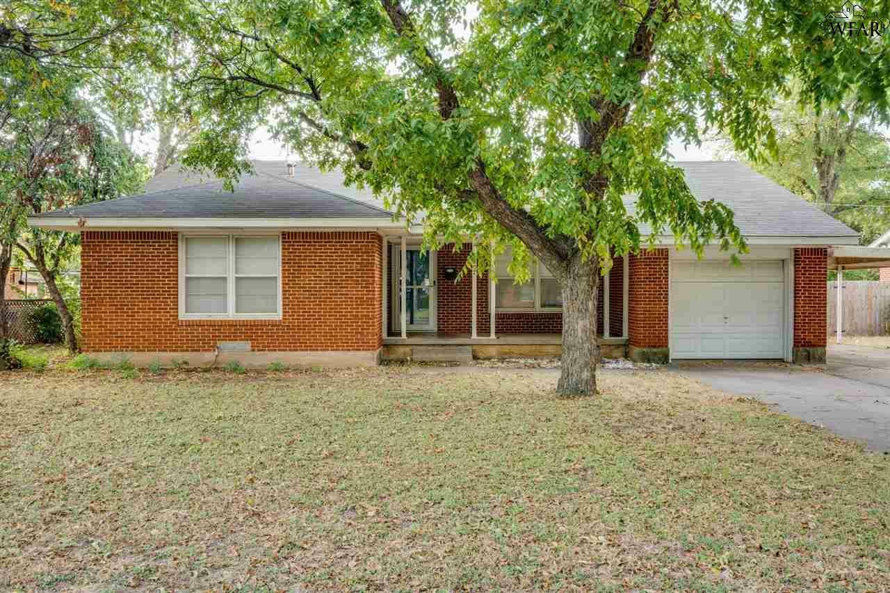 Property Photo: 4307 Randel Drive TX 76308