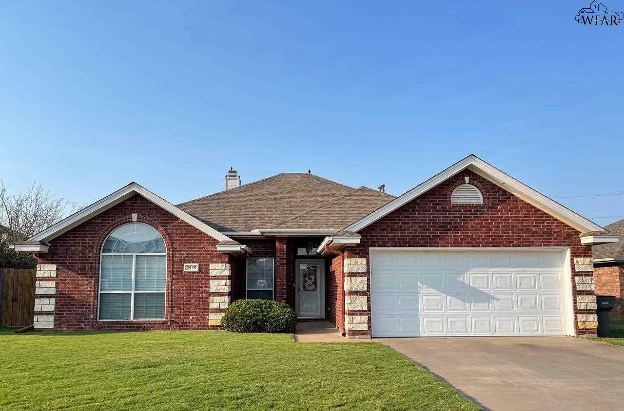 Property Photo:  5439 Flo Drive  TX 76302 