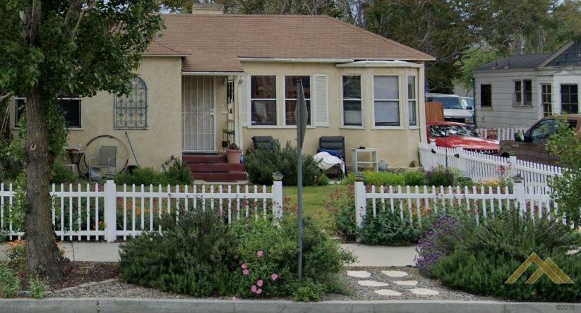 Property Photo:  422 E E Street  CA 93561 