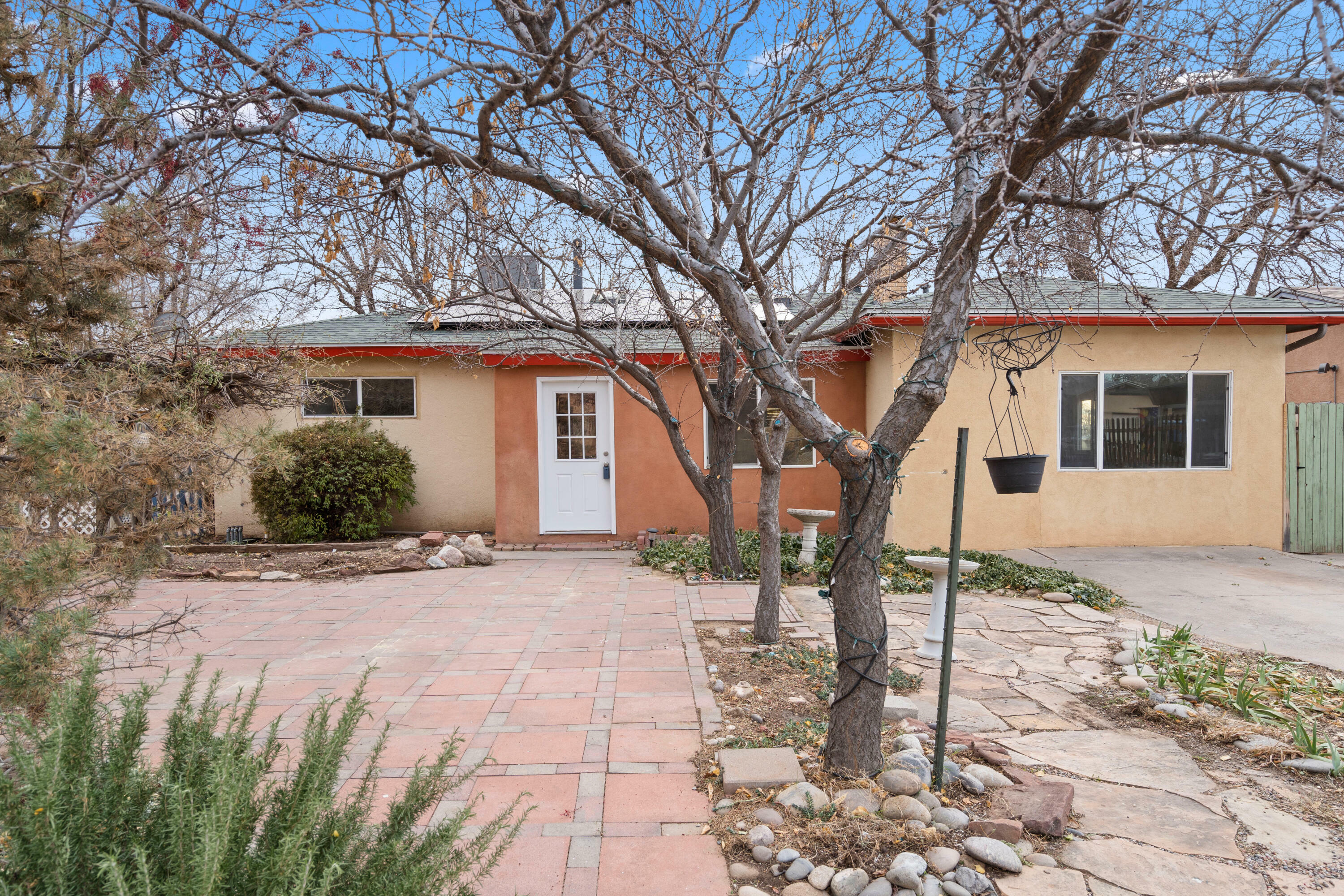 Property Photo:  1021 Field Drive NE  NM 87112 