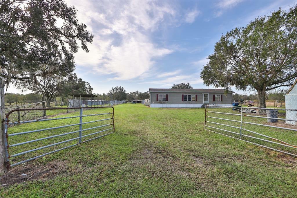 Property Photo:  11061 Revell Road  FL 34219 