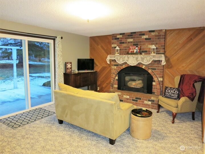 Property Photo:  3227  71st Avenue NE  WA 98270 