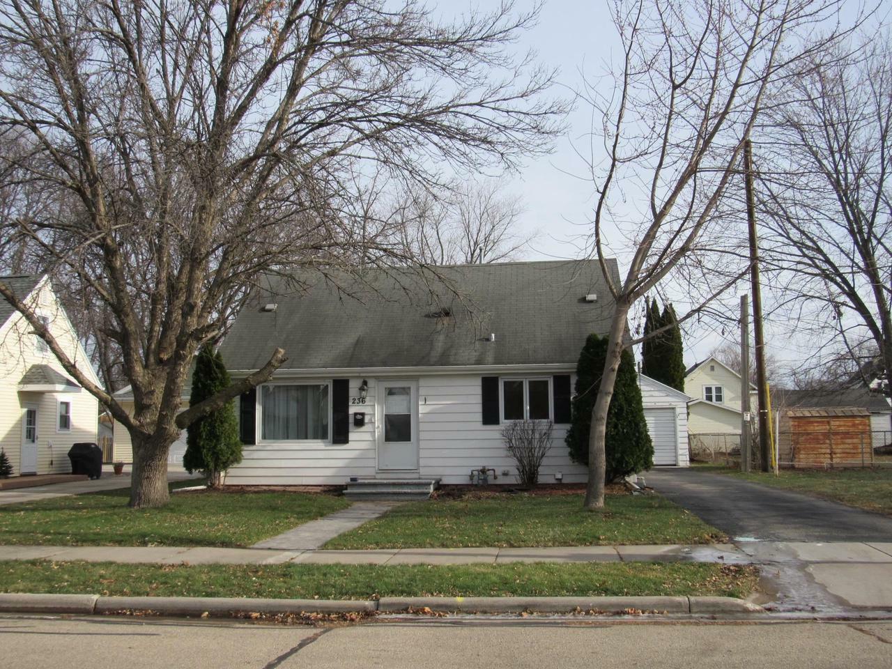 Property Photo:  236 South John Street  WI 54956 