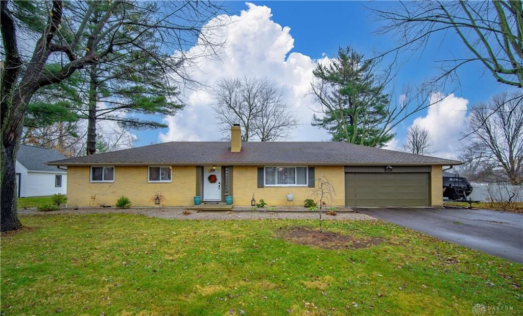 Property Photo: 2110 Oxmoor Drive OH 45431