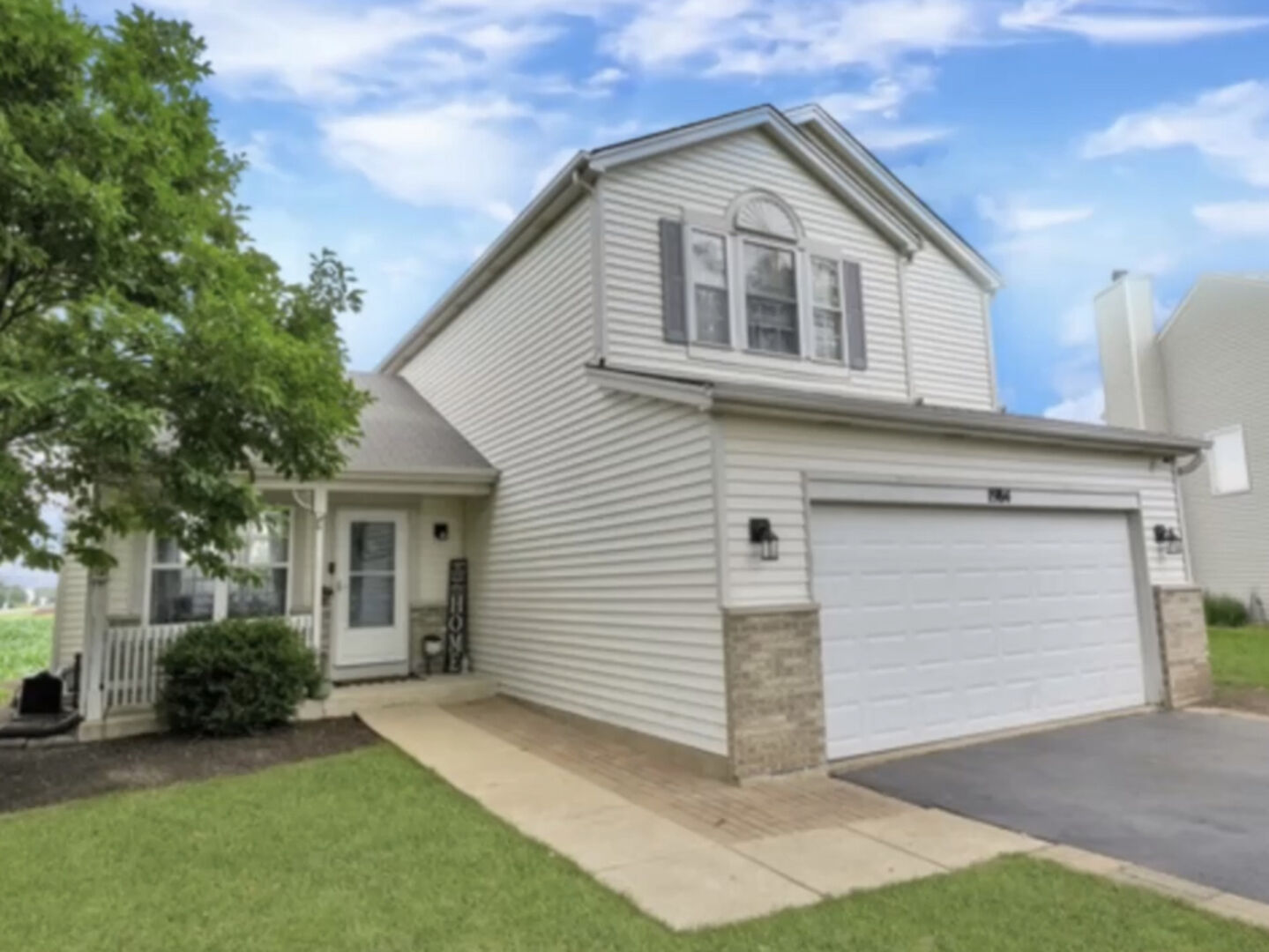 Property Photo:  1984 Westridge Court  IL 60446 