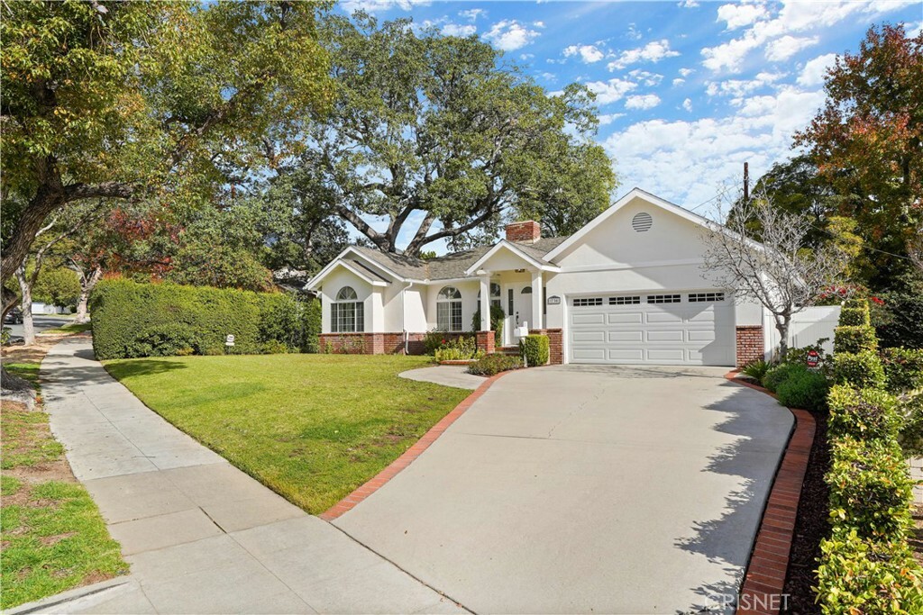 Property Photo:  730 Hastings Ranch Drive  CA 91107 