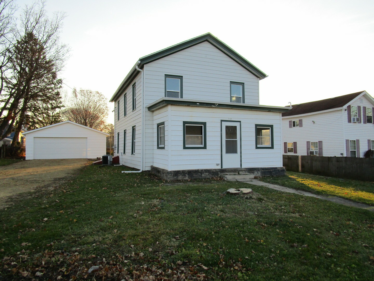 Property Photo:  125 N Wooster Street  IL 61012 