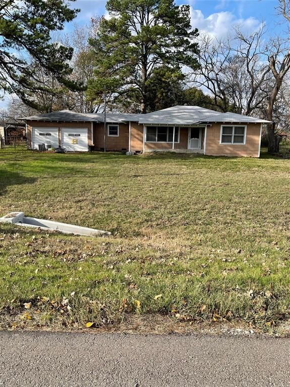 736 Fm 1633  Mexia TX 76667 photo