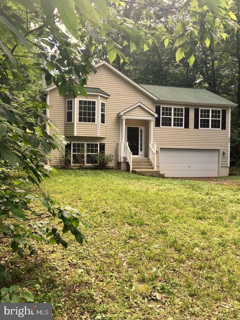 Property Photo:  809 Laverne Drive  VA 22546 