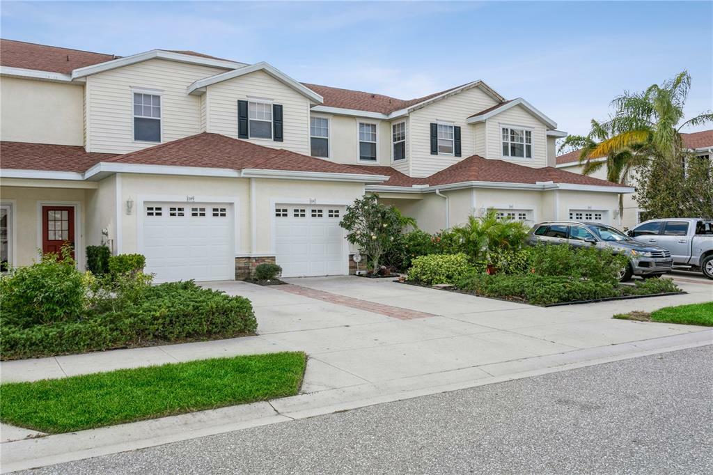 Property Photo:  1189 Jonah Drive  FL 34289 