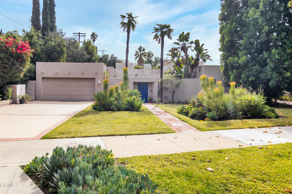 Property Photo: 468 Allendale Road CA 91106