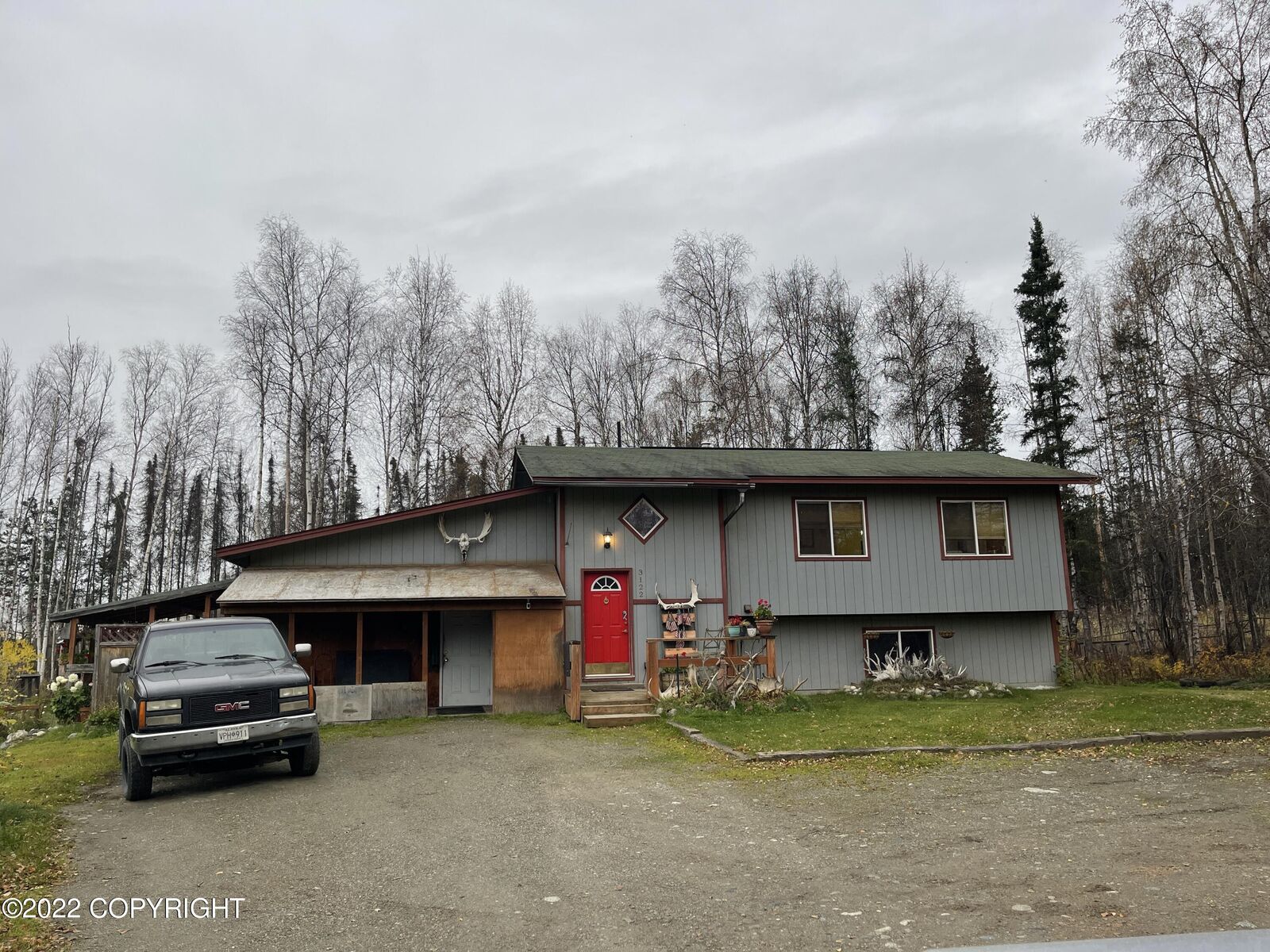 Property Photo: 3122 N Kalmbach Lake Drive AK 99623