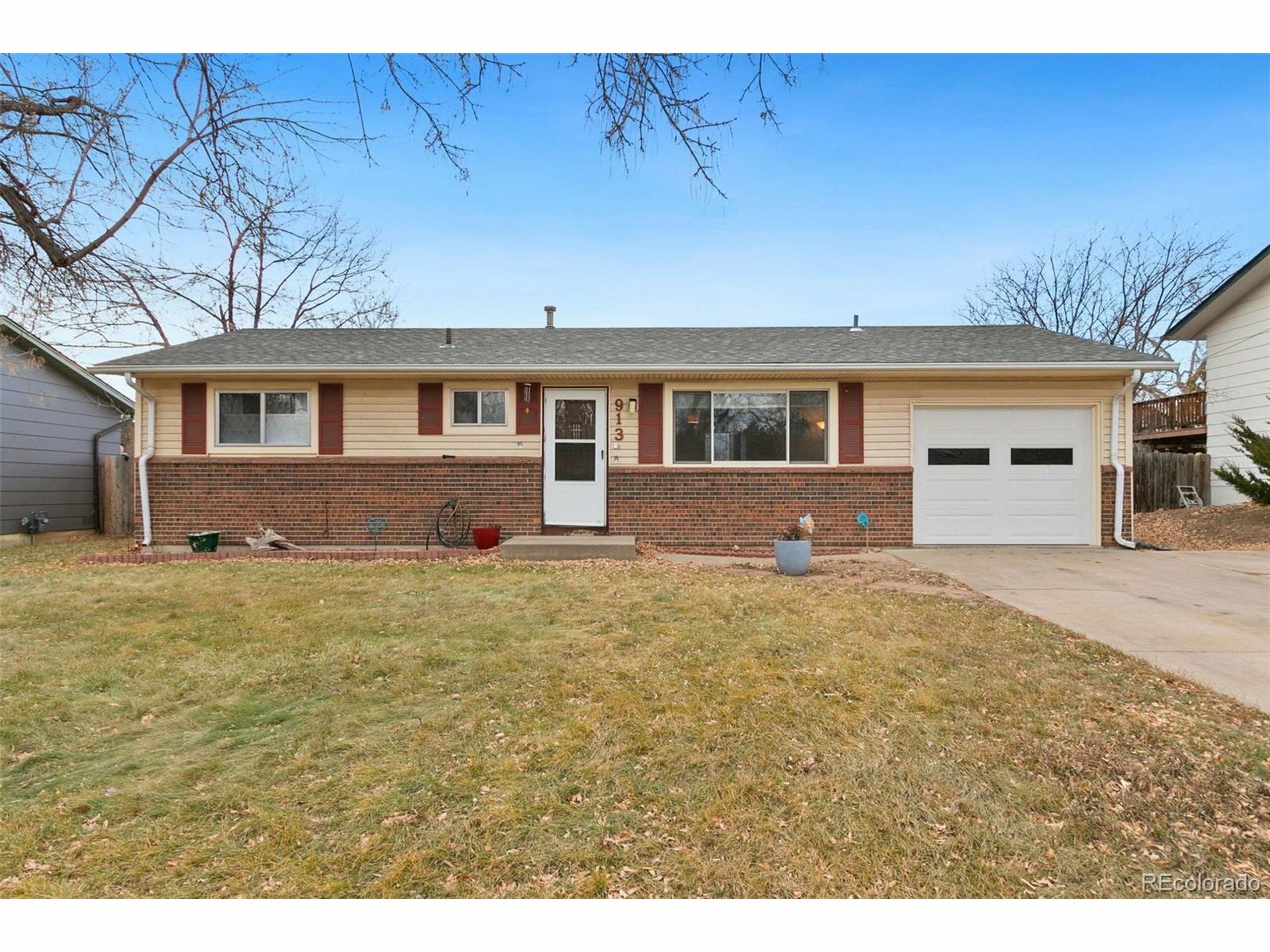 Property Photo: 913 Ponderosa Dr CO 80521