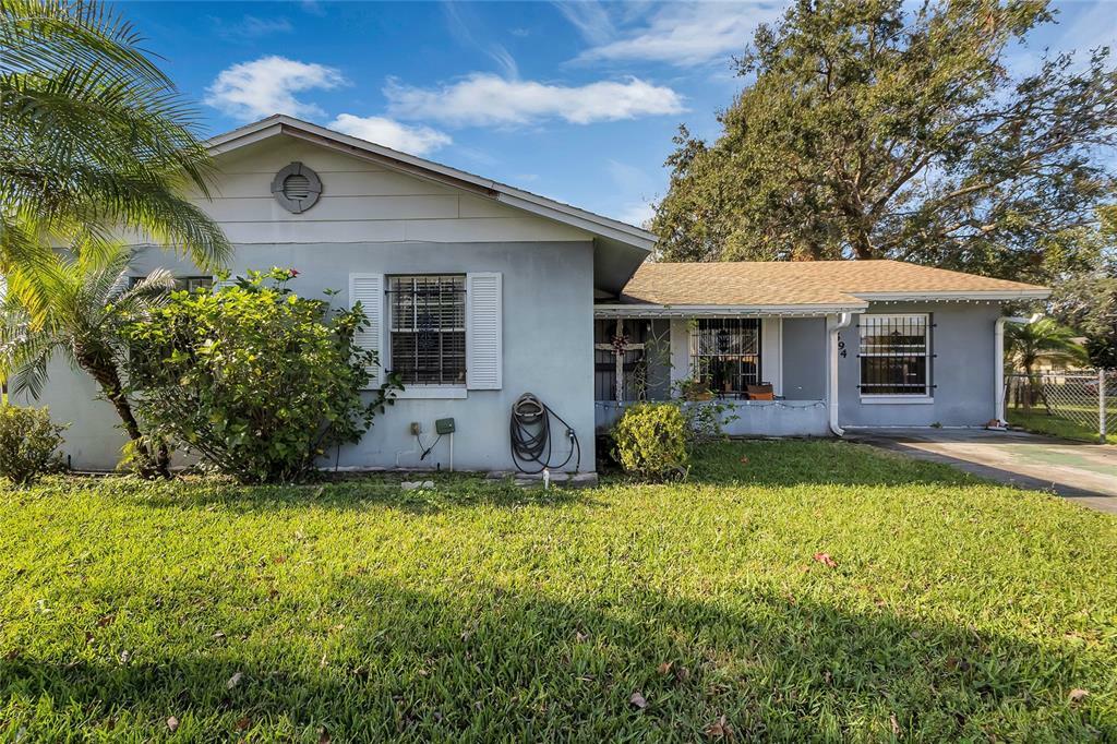 Property Photo: 4594 Alhama Street FL 32811