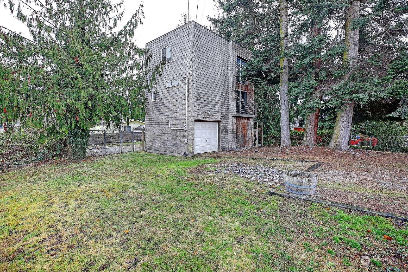 Property Photo:  184 Maple Street  WA 98282 