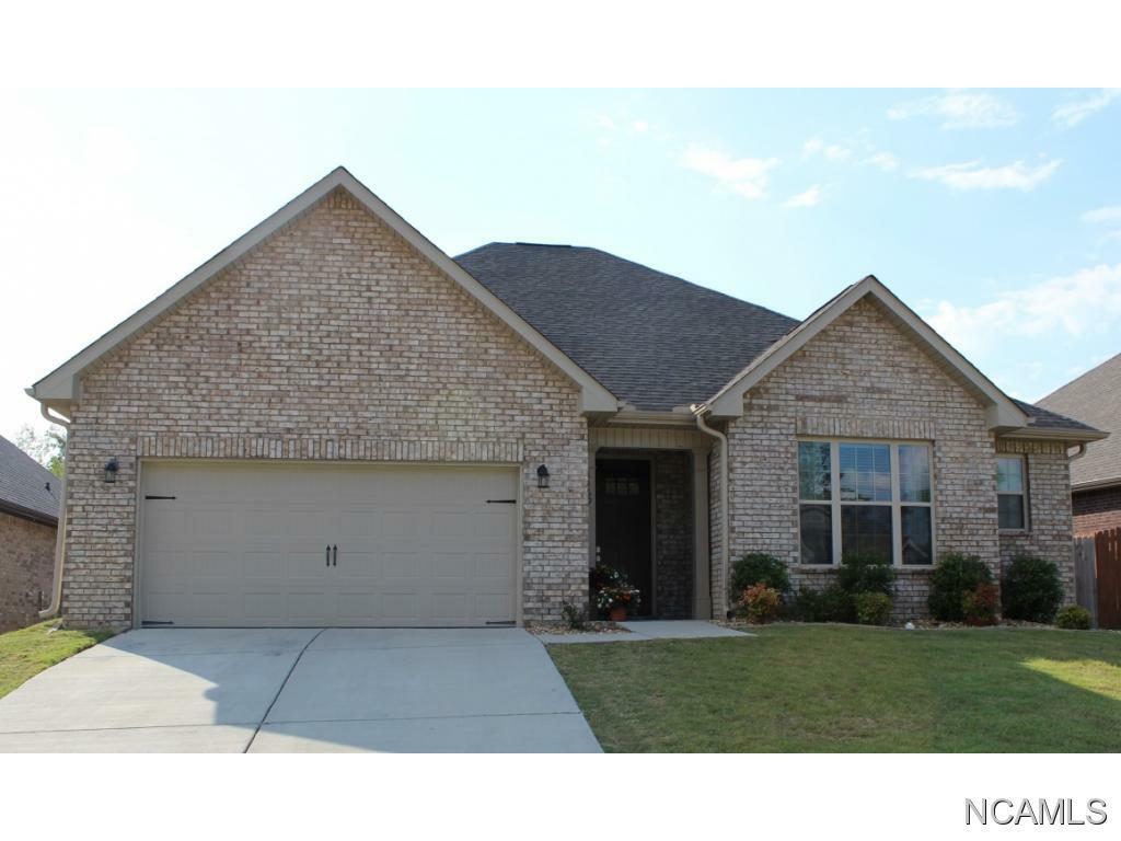 Property Photo: 1469 Stonewater Dr AL 35055