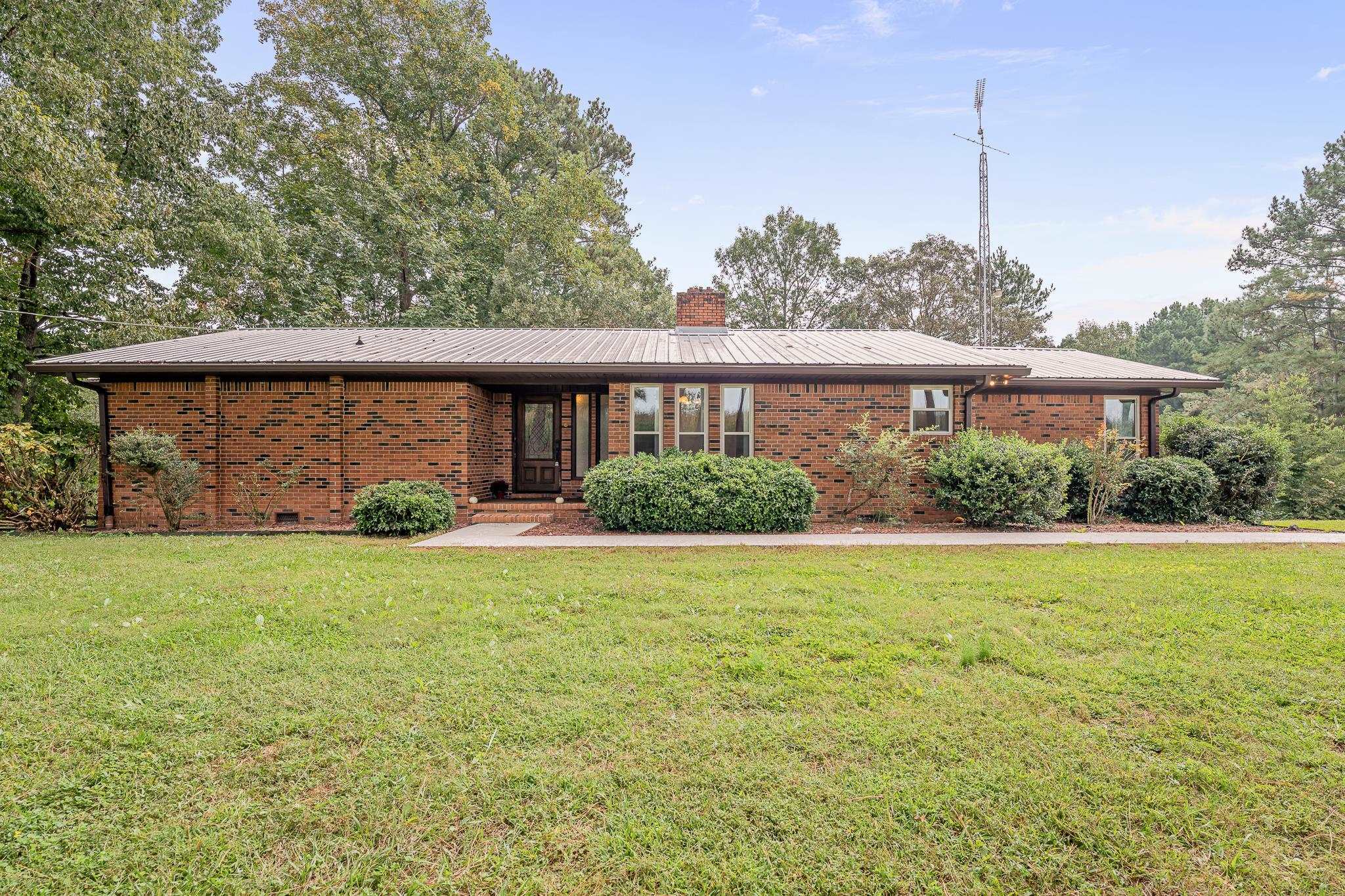 Property Photo: 937 Co Rd 3750 AL 35540
