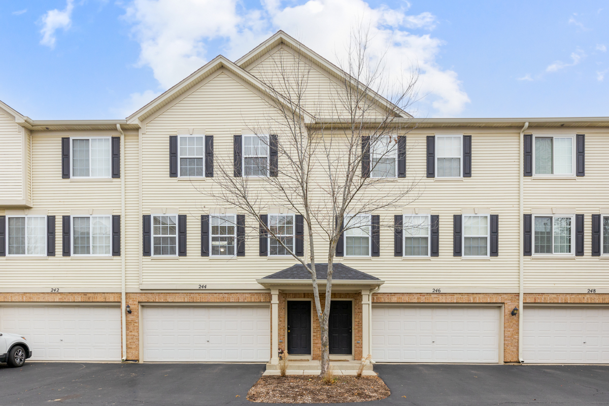 Property Photo: 244 Evergreen Circle IL 60136