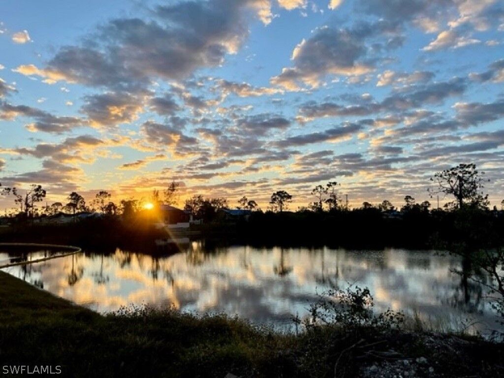 Property Photo:  1808 NW 30th Terrace  FL 33993 