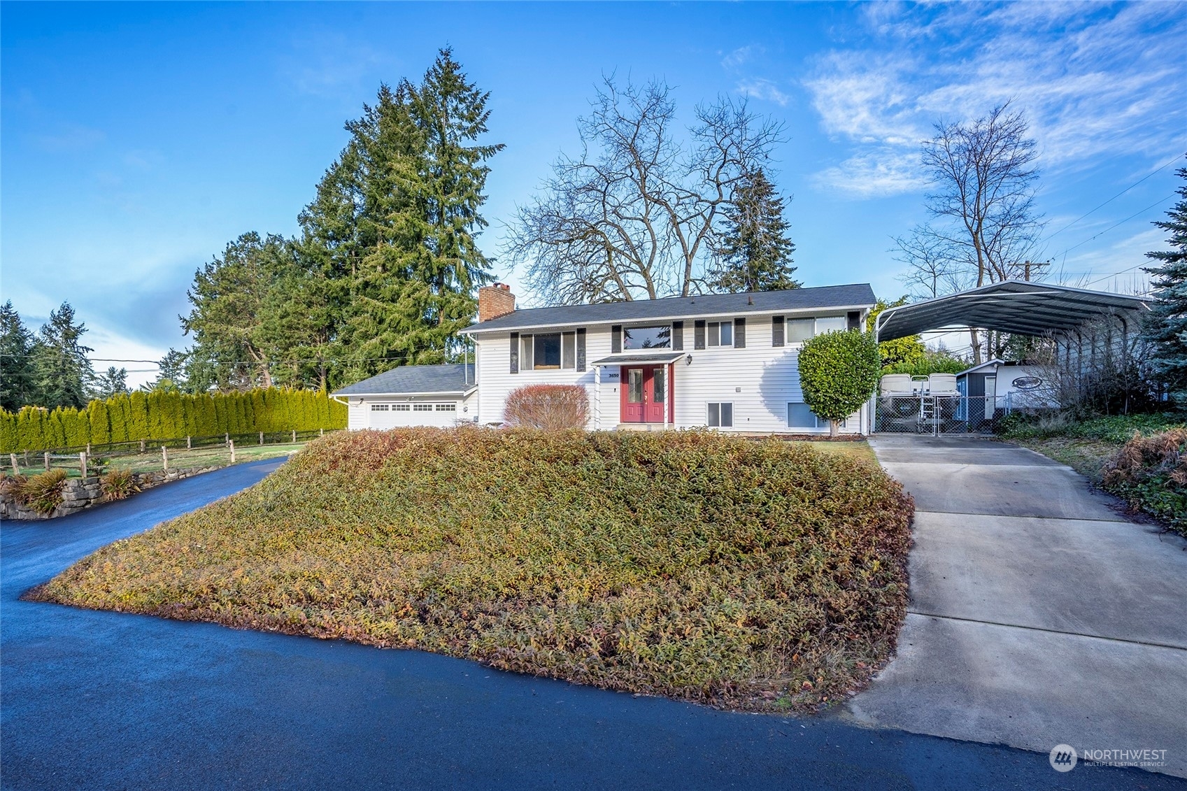 Property Photo:  3650 Sunset Drive W  WA 98466 