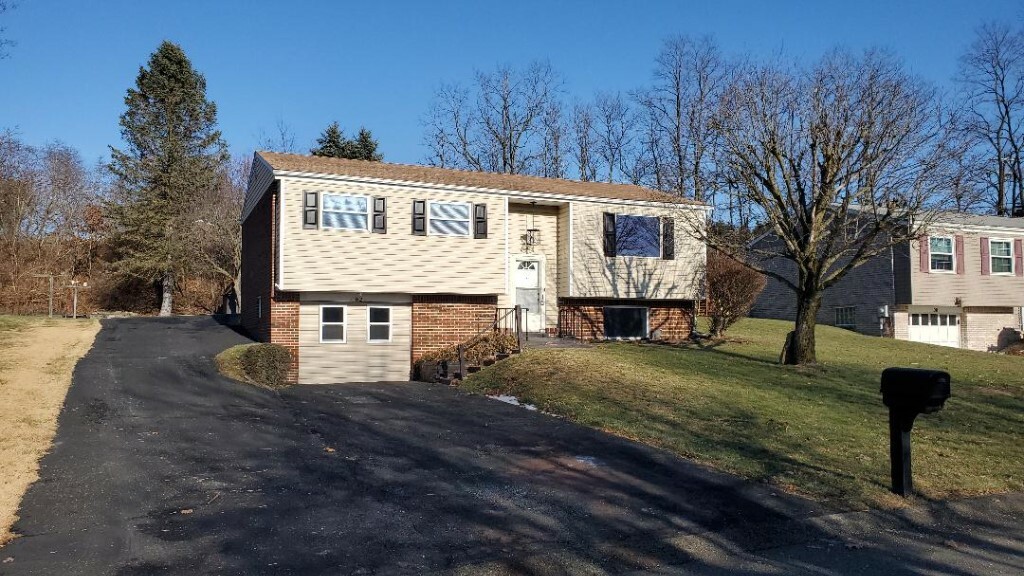 Property Photo: 102 Kathy Dr PA 15639