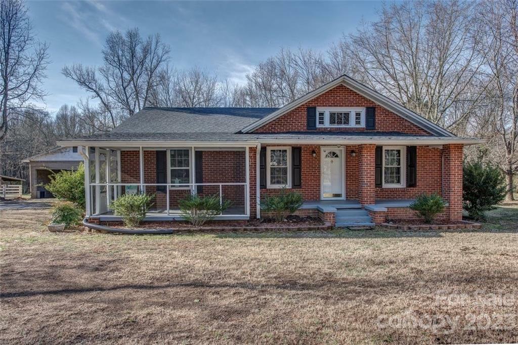 Property Photo:  268 Davis Road  NC 28152 