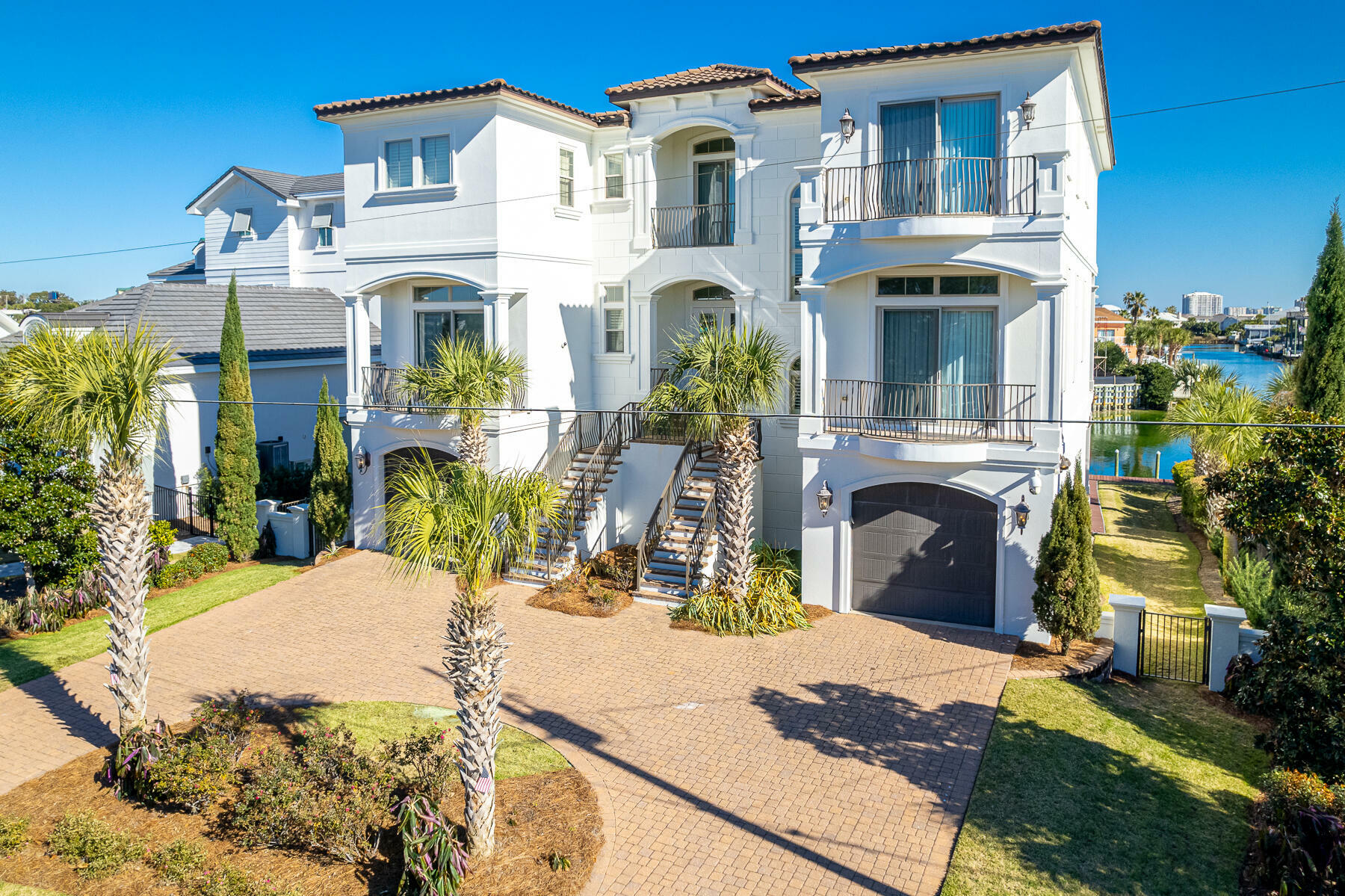Property Photo:  24 Norriego Road  FL 32541 