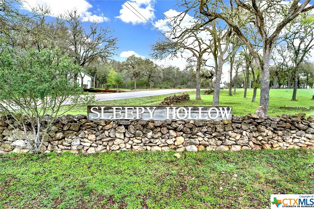 Property Photo:  503 Lazy Lane  TX 78666 