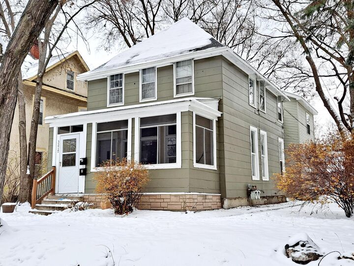 3217 Dupont Avenue S  Minneapolis MN 55408 photo