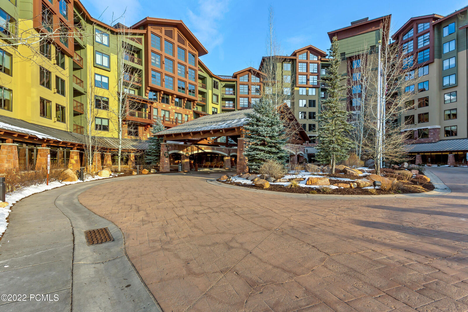 Property Photo: 3855 Grand Summit Drive 142 Q4 UT 84098