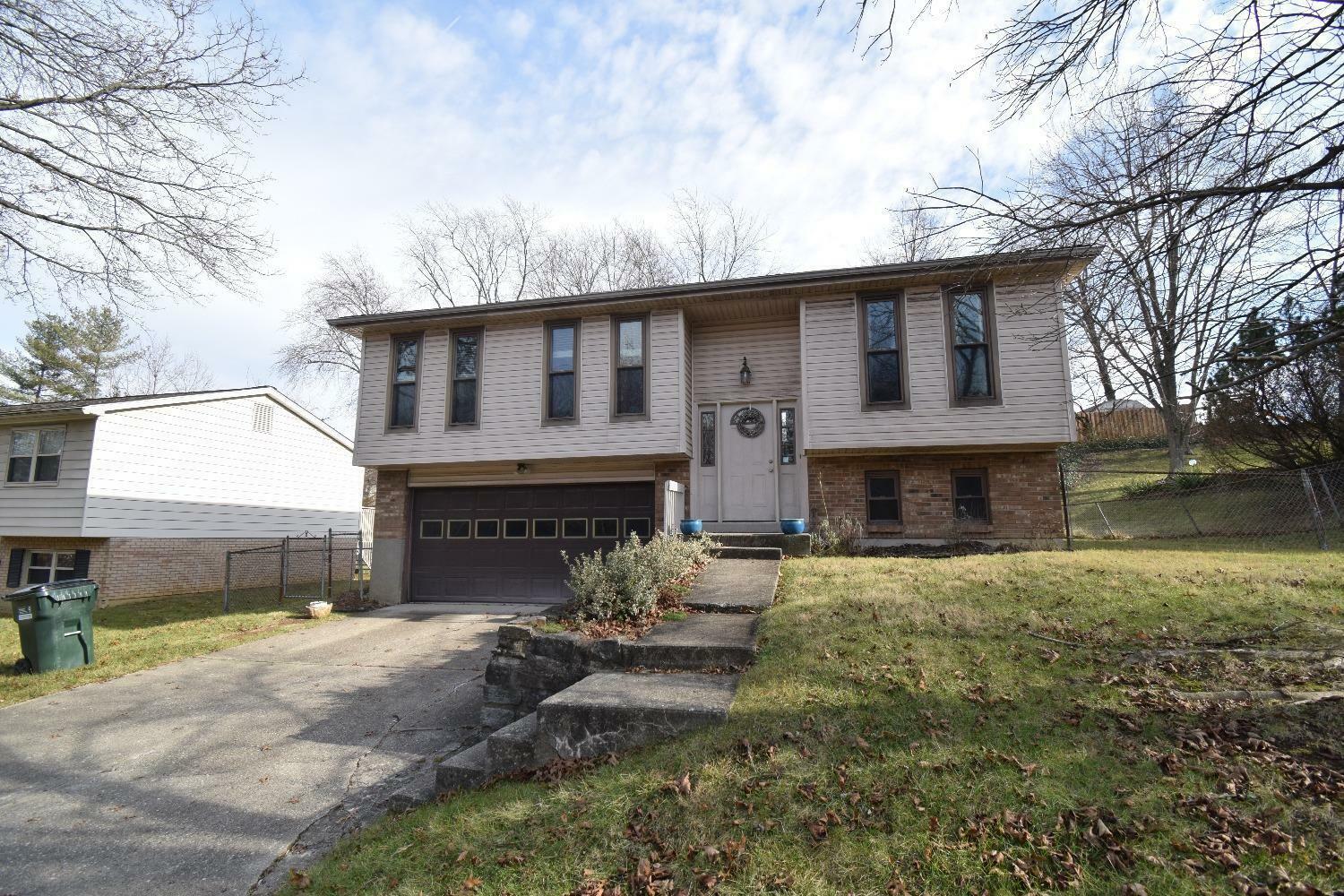 Property Photo: 9002 Palomar Rd OH 45251