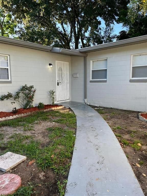 Property Photo:  3112 Winfield Street  FL 32810