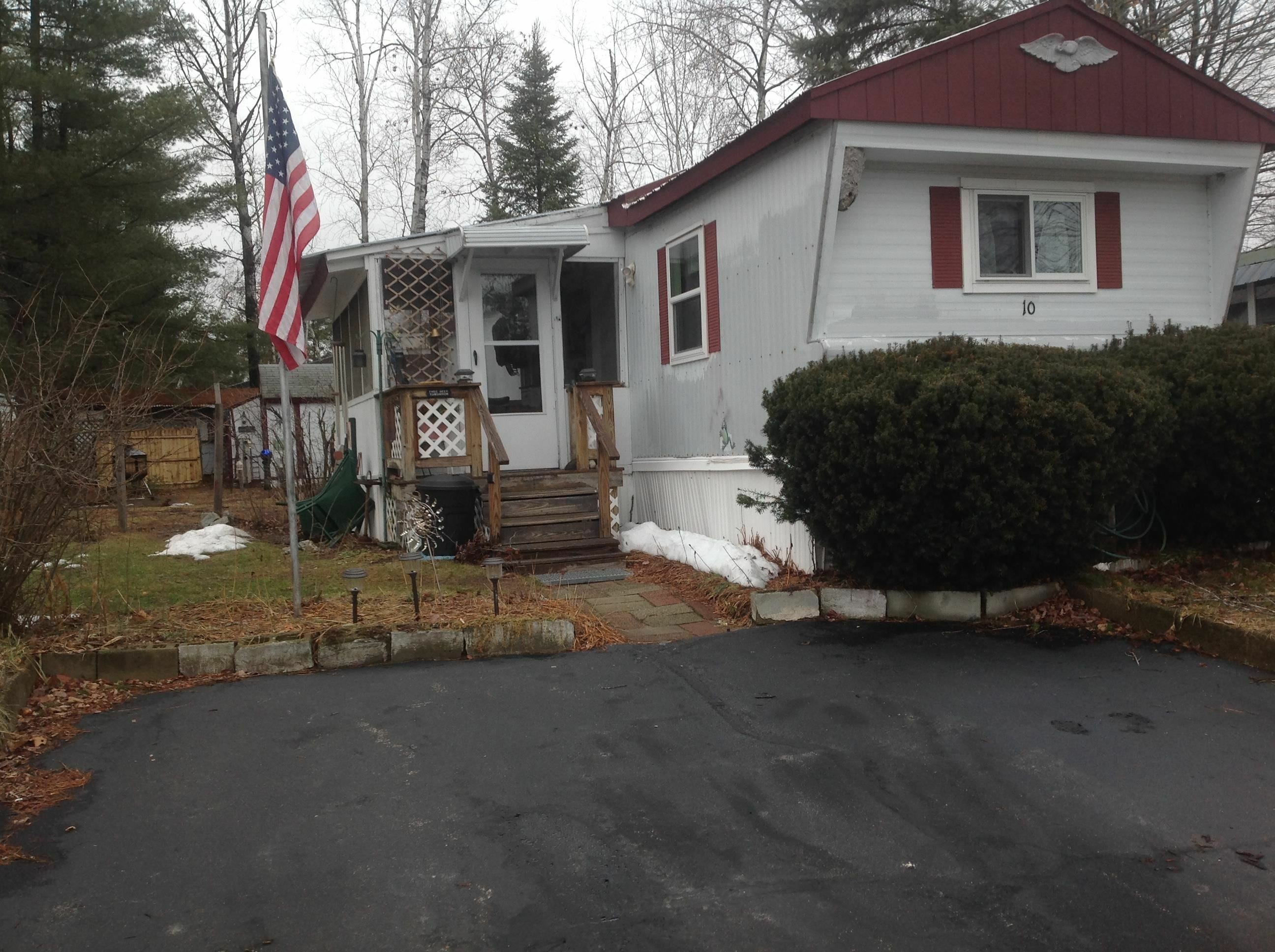Property Photo: 10 Pilgrim Lane NH 03814