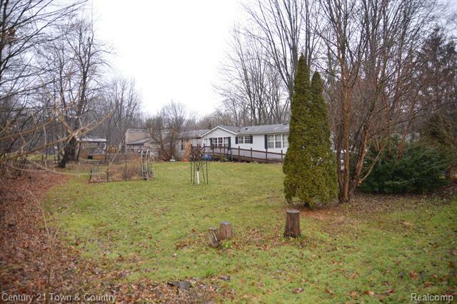 Property Photo: 3863 Florman MI 48329