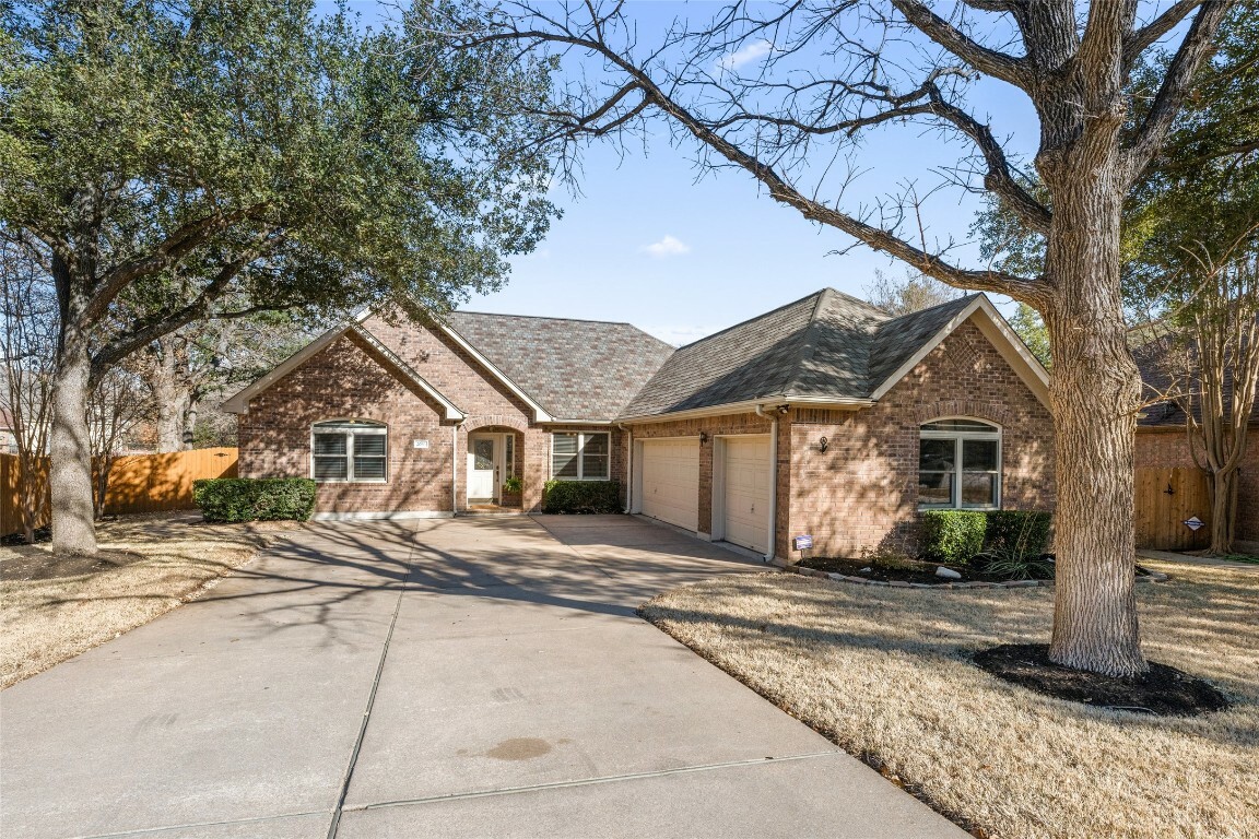 Property Photo:  2033 Inverness Drive  TX 78681 