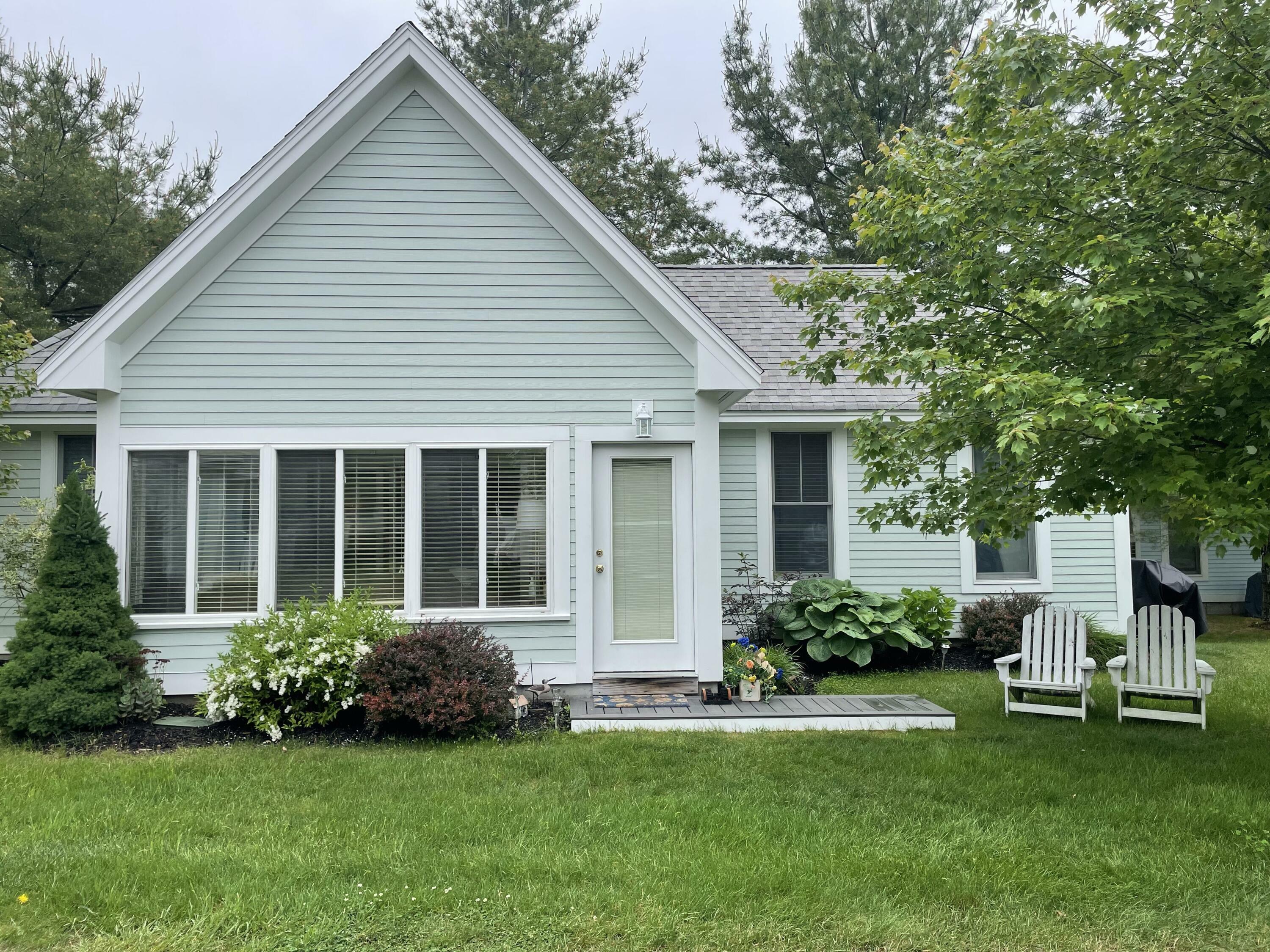 Property Photo: 454 Post Road 210 ME 04090