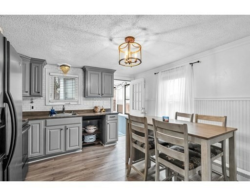 Property Photo: 17 Campechi St MA 01104
