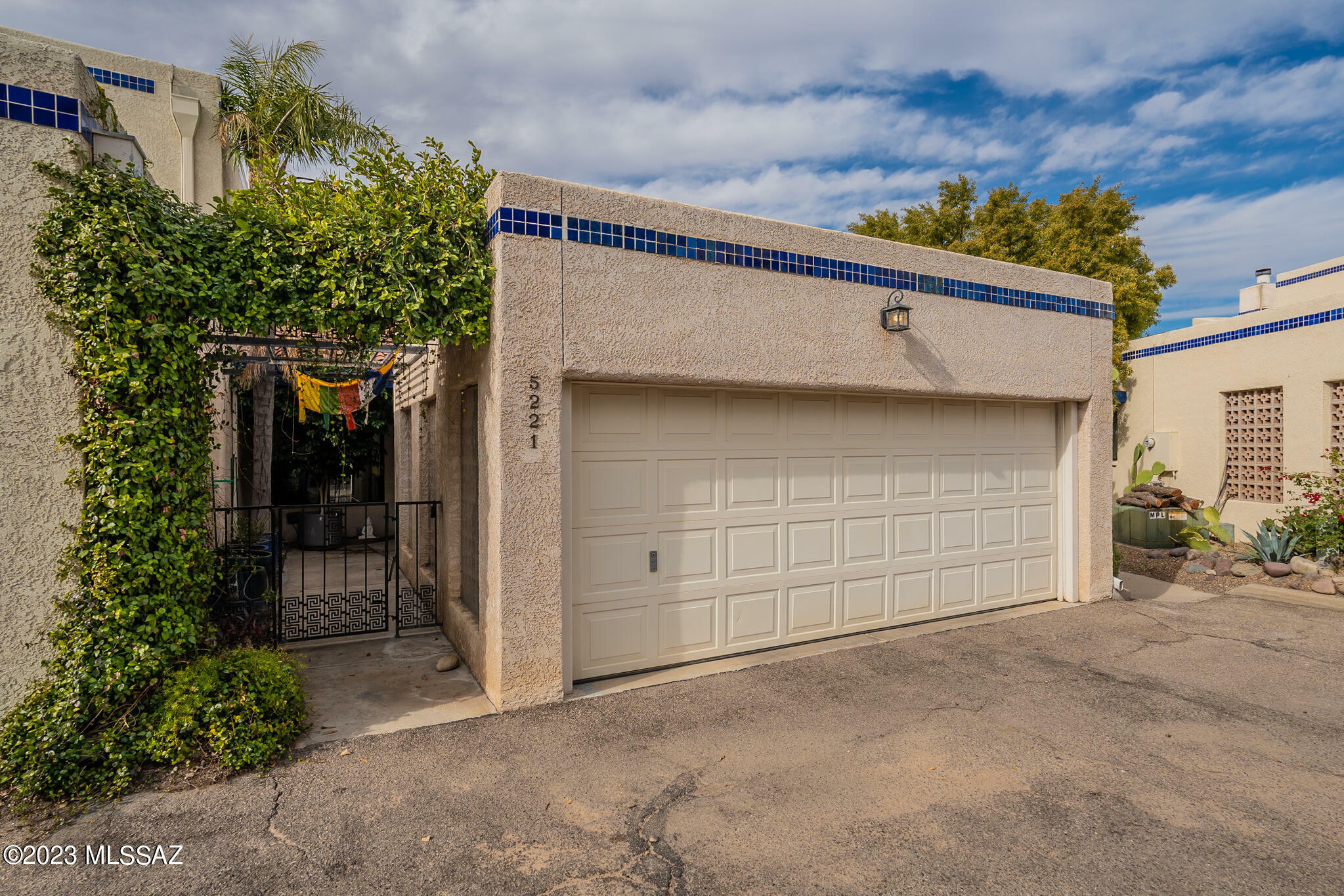Property Photo: 5221 N 1st Avenue AZ 85718