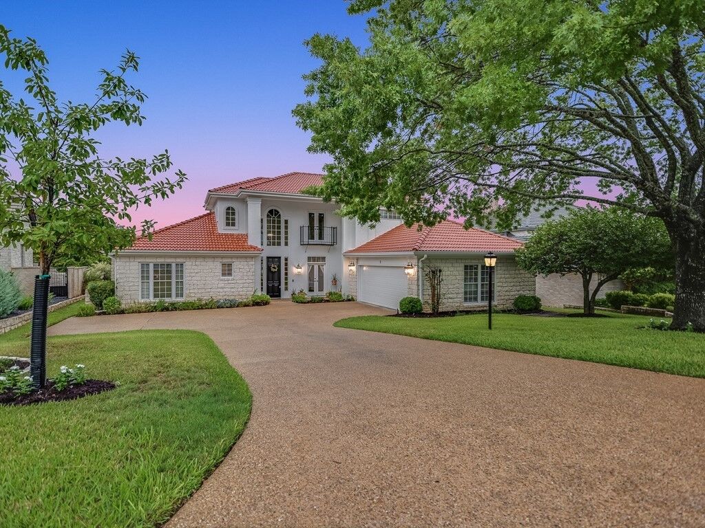 Property Photo: 9 Applegreen Lane TX 78738