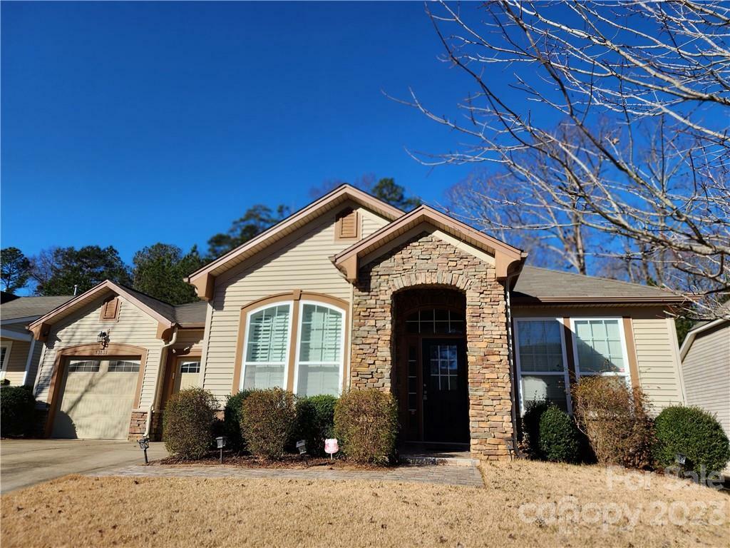 Property Photo: 13131 Reunion Street NC 28278