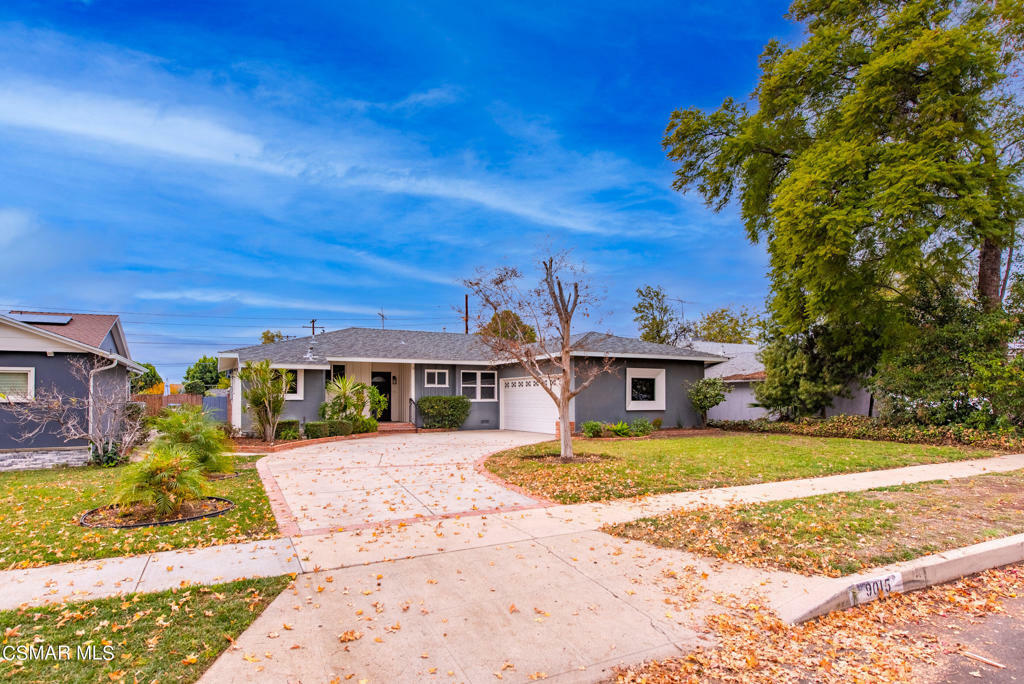 Property Photo:  9015 Rubio Avenue  CA 91343 