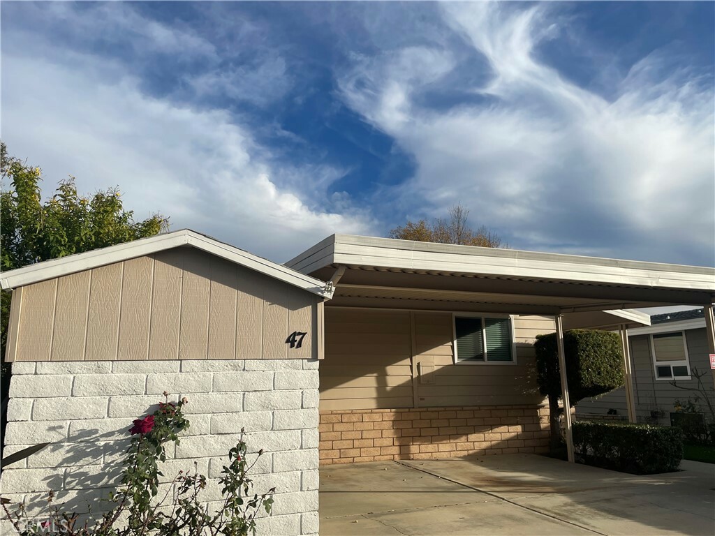 Property Photo: 47 Mira Las Olas CA 92673